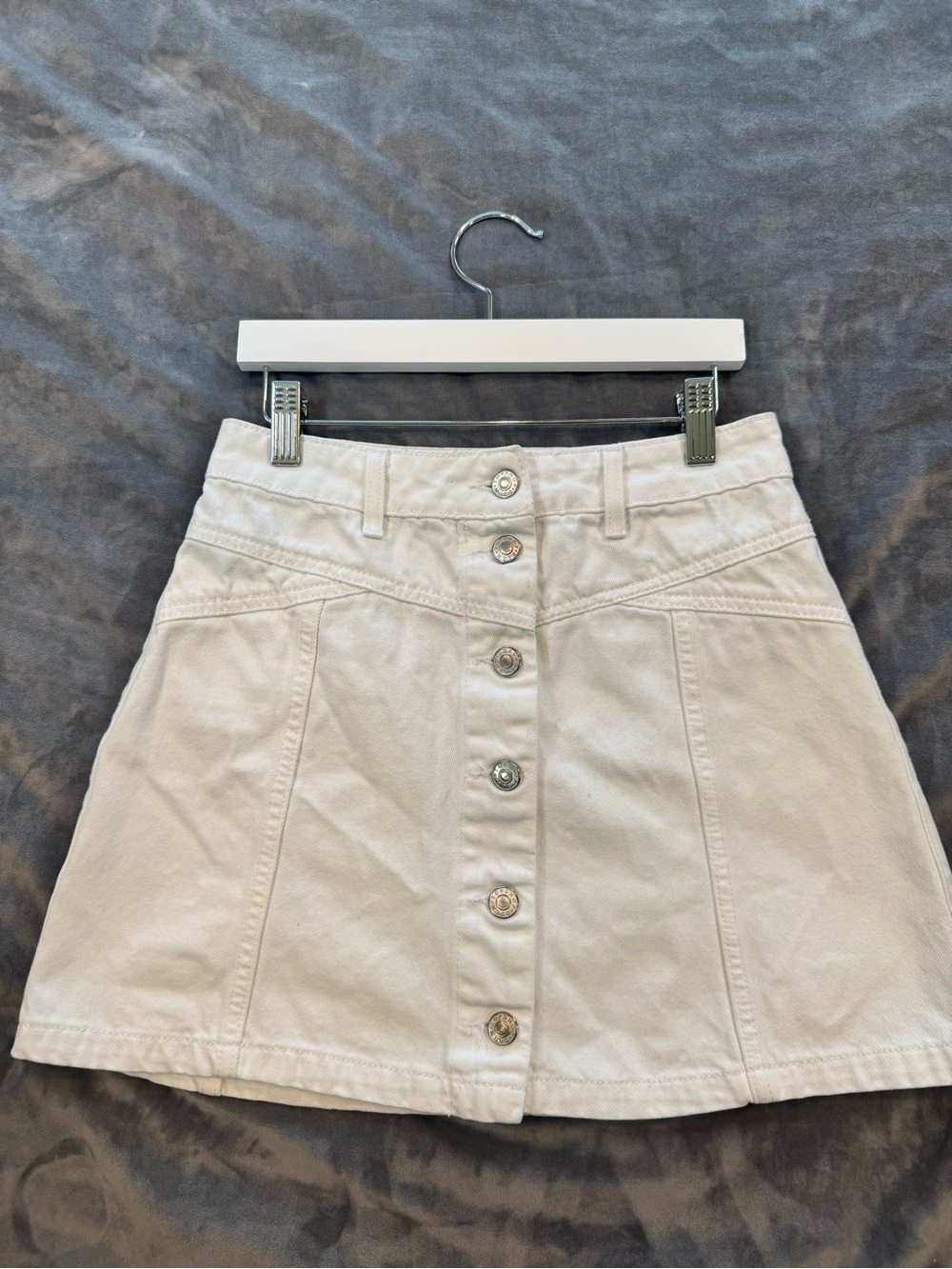 Topshop MOTO Denim Mini Skirt | Size 4 | White | Button Down